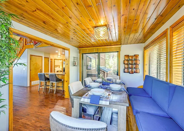 Furnished Deck + Forest Views: Retreat! Pine